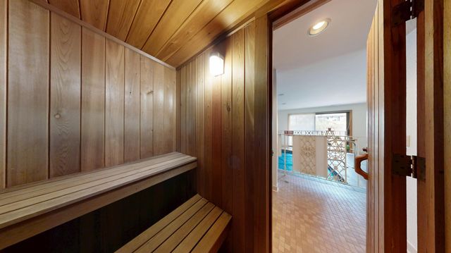 10 Windsor Court 203, New Brighton, MN 55112