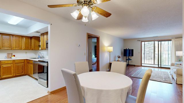 10 Windsor Court 203, New Brighton, MN 55112