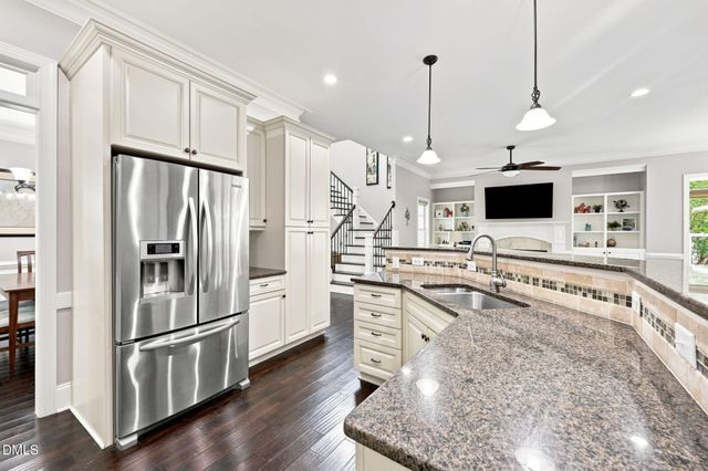 1908 Green Oaks Parkway, Holly Springs, NC 27540