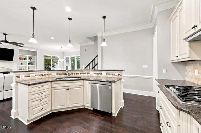 1908 Green Oaks Parkway, Holly Springs, NC 27540