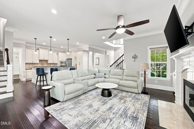 1908 Green Oaks Parkway, Holly Springs, NC 27540