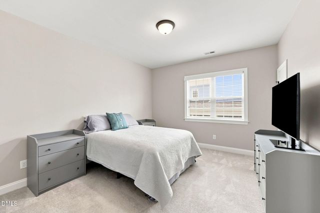 1908 Green Oaks Parkway, Holly Springs, NC 27540
