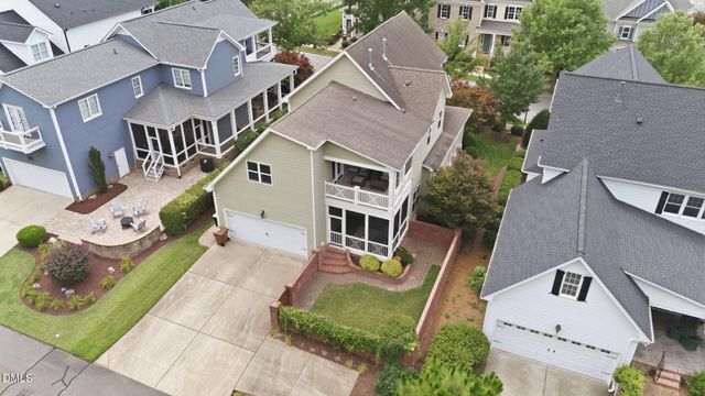 1908 Green Oaks Parkway, Holly Springs, NC 27540