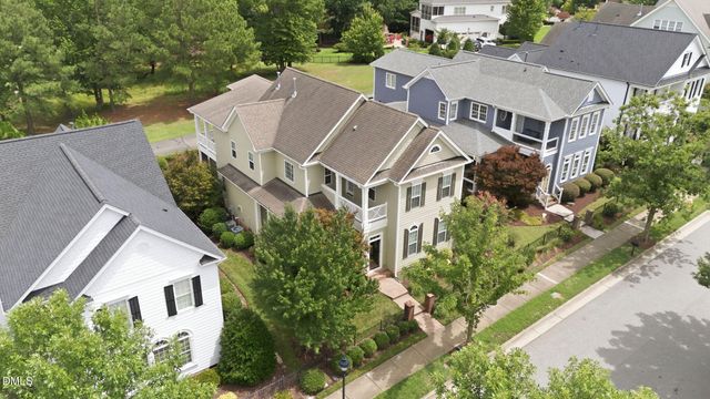 1908 Green Oaks Parkway, Holly Springs, NC 27540