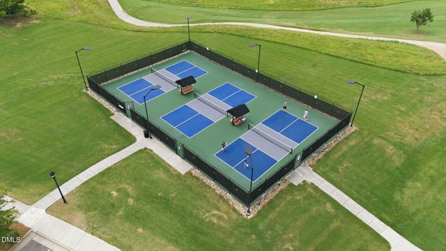 1908 Green Oaks Parkway, Holly Springs, NC 27540