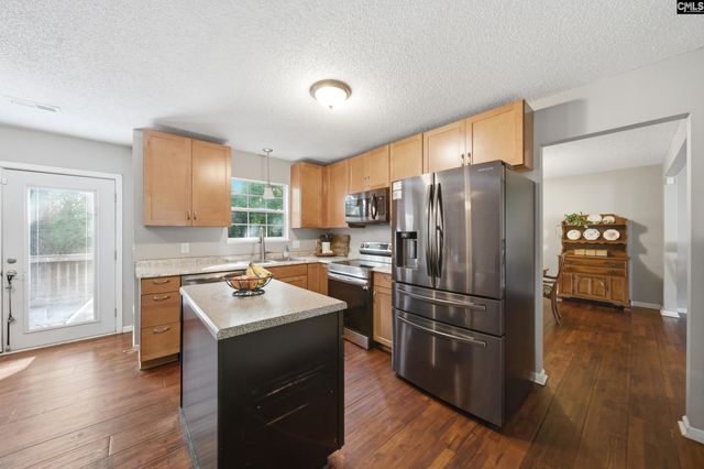 16 Stoney Pointe Drive, Chapin, SC 29036