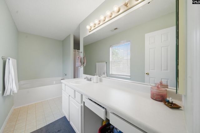 16 Stoney Pointe Drive, Chapin, SC 29036