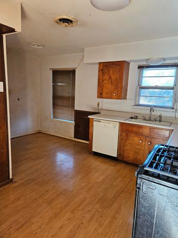 816 Kirkwood Drive, Dallas, TX 75218