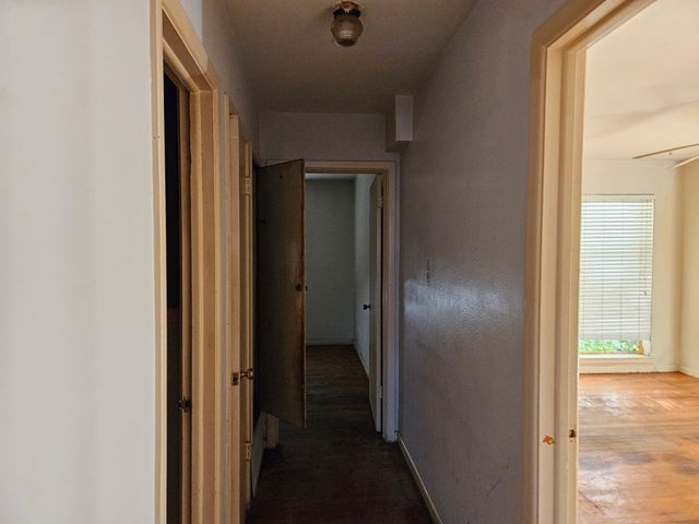 816 Kirkwood Drive, Dallas, TX 75218