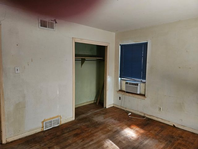 816 Kirkwood Drive, Dallas, TX 75218