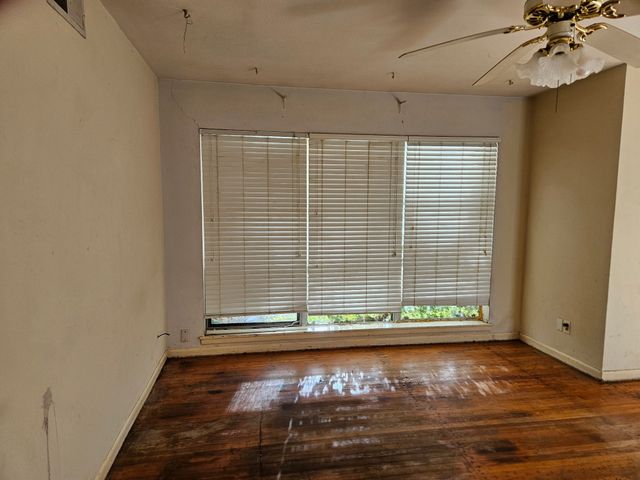 816 Kirkwood Drive, Dallas, TX 75218