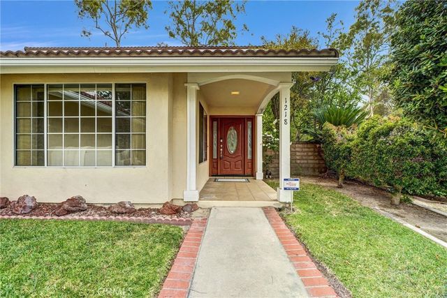 1218 Summersworth Place, Fullerton, CA 92833