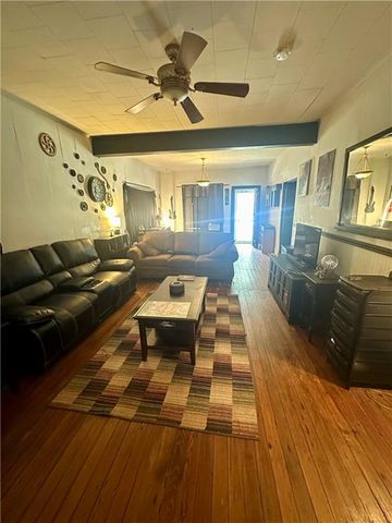 211 E 21st Street, Pittsburg, KS 66762