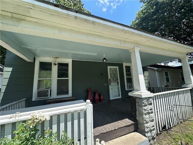 211 E 21st Street, Pittsburg, KS 66762