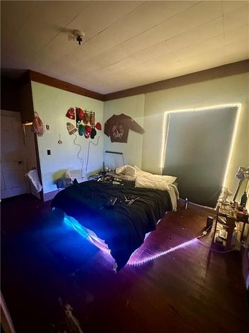 211 E 21st Street, Pittsburg, KS 66762