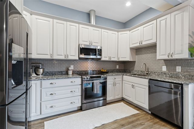 5031 Cedar Springs Road 202, Dallas, TX 75235