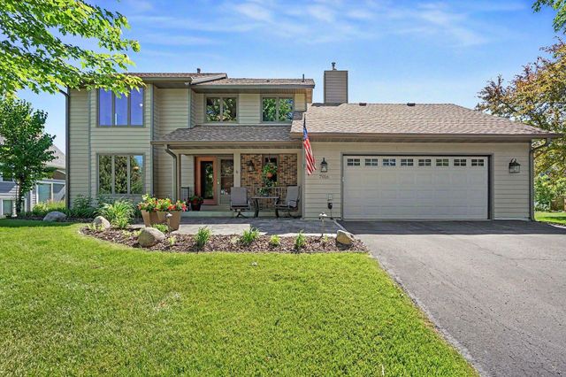 7016 Beacon Circle, Eden Prairie, MN 55346