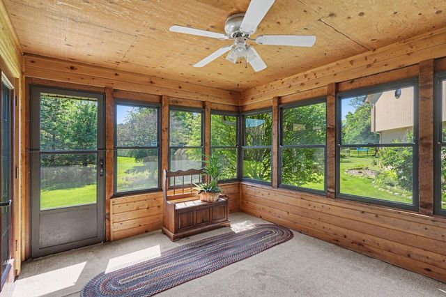 7016 Beacon Circle, Eden Prairie, MN 55346