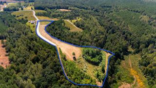 397 Lukas Rd, Lawrenceburg, TN 38464