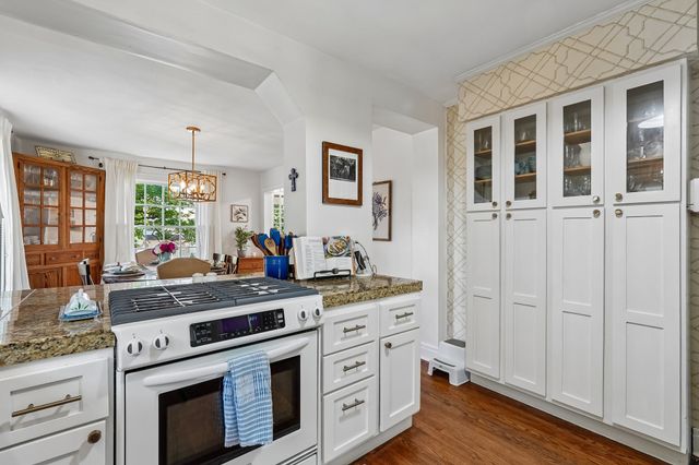 214 Cherokee Rd, Nashville, TN 37205