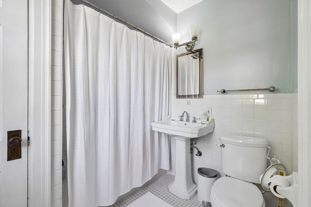 214 Cherokee Rd, Nashville, TN 37205