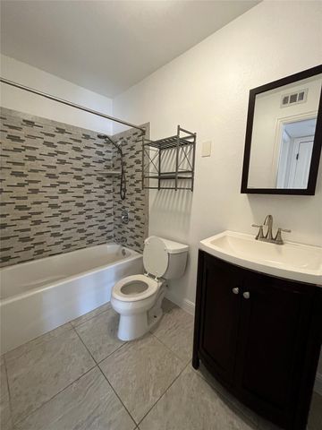 500 E Riverside DR 145, Austin, TX 78704