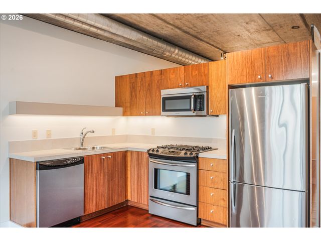 1926 W BURNSIDE St 512, Portland, OR 97209