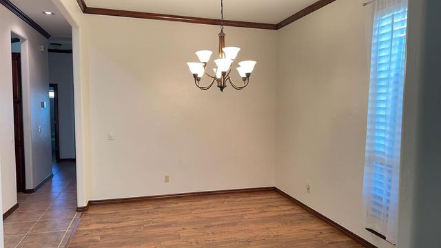 9200 Stacy Lynn Lane, Yukon, OK 73099