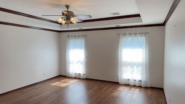 9200 Stacy Lynn Lane, Yukon, OK 73099