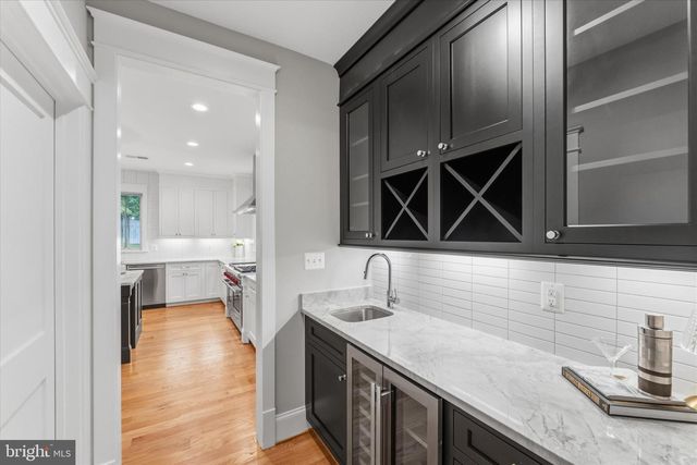 4306 40TH ST N, Arlington, VA 22207