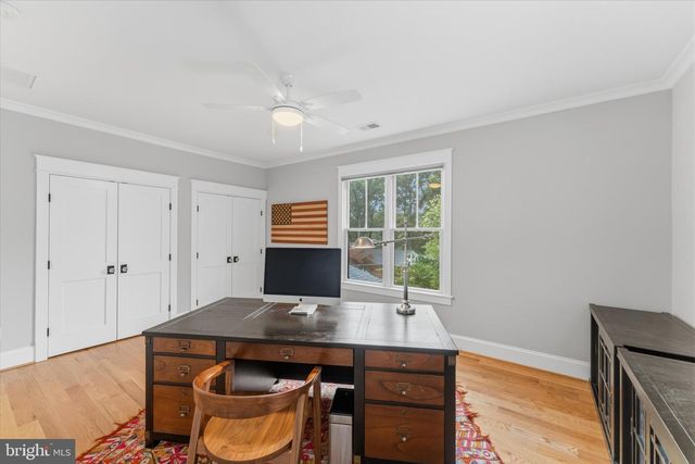 4306 40TH ST N, Arlington, VA 22207