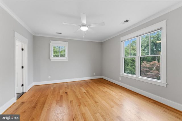 4306 40TH ST N, Arlington, VA 22207