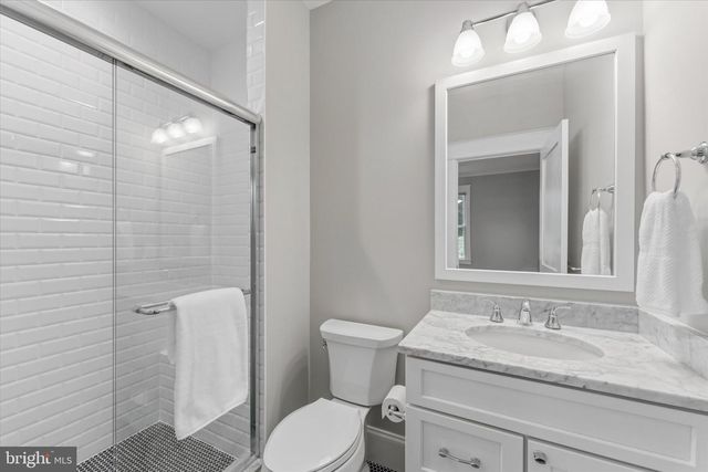 4306 40TH ST N, Arlington, VA 22207