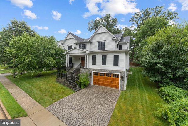 4306 40TH ST N, Arlington, VA 22207