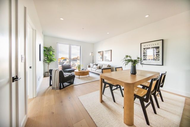 66 Mcgrath 507, Quincy, MA 02169