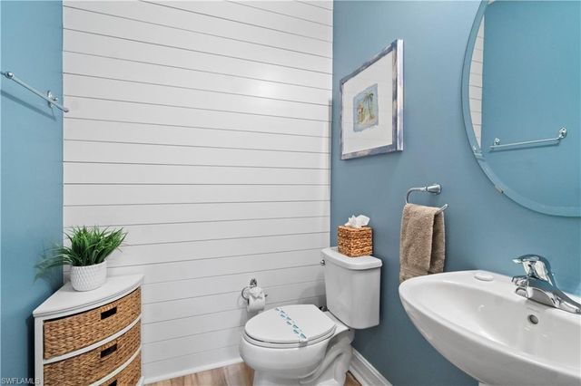 9111 Capistrano ST S 8303, Naples, FL 34113