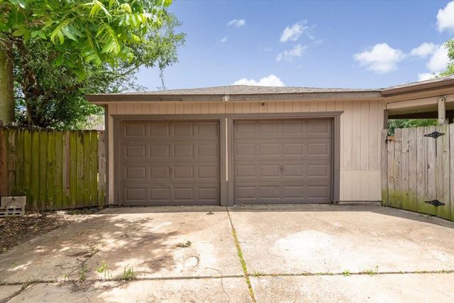 283 Shekel Lane, Houston, TX 77015