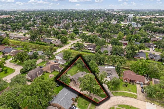283 Shekel Lane, Houston, TX 77015