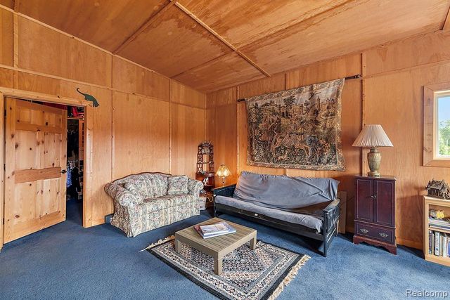 12700 Shaffer Road, Davisburg, MI 48350