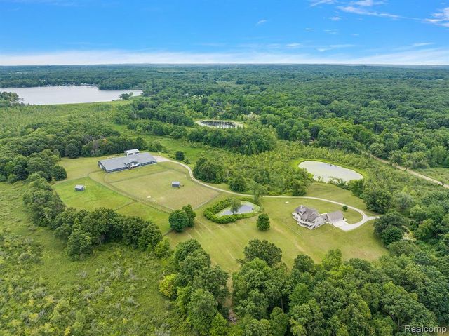 12700 Shaffer Road, Davisburg, MI 48350