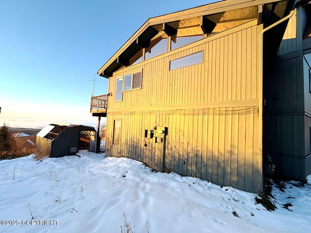 10640 Stroganof Drive, Anchorage, AK 99507