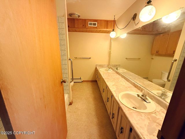 10640 Stroganof Drive, Anchorage, AK 99507