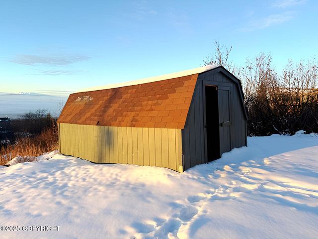 10640 Stroganof Drive, Anchorage, AK 99507