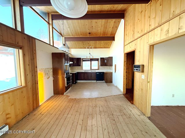 10640 Stroganof Drive, Anchorage, AK 99507