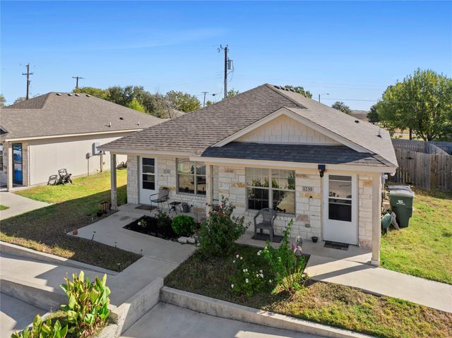 1239 Honor LN, Temple, TX 76501