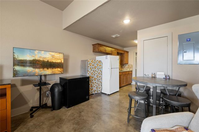 1239 Honor LN, Temple, TX 76501