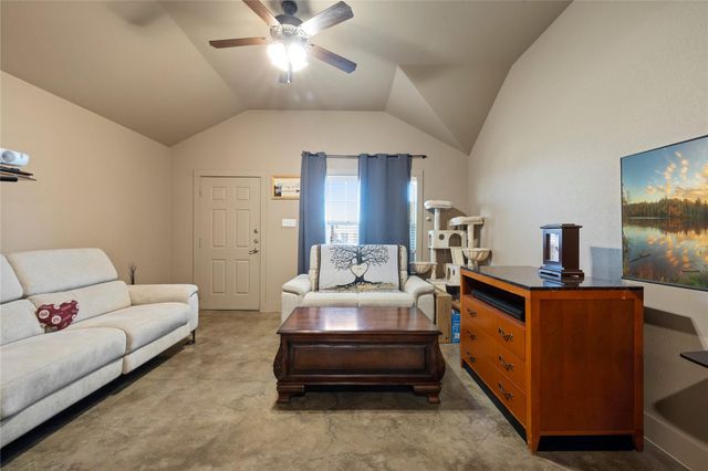 1239 Honor LN, Temple, TX 76501