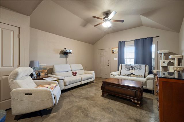 1239 Honor LN, Temple, TX 76501