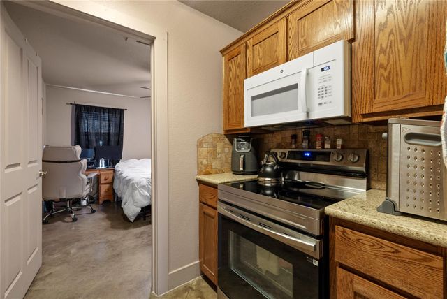 1239 Honor LN, Temple, TX 76501