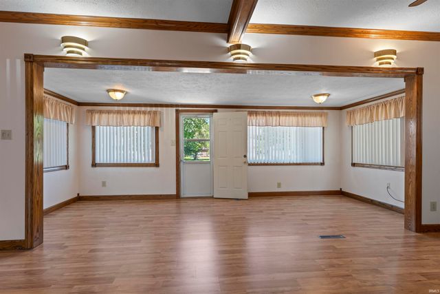 845 E 3rd Street, Mishawaka, IN 46544